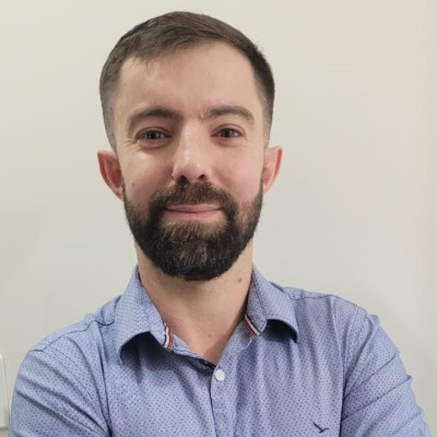 ERIC CARRILHO